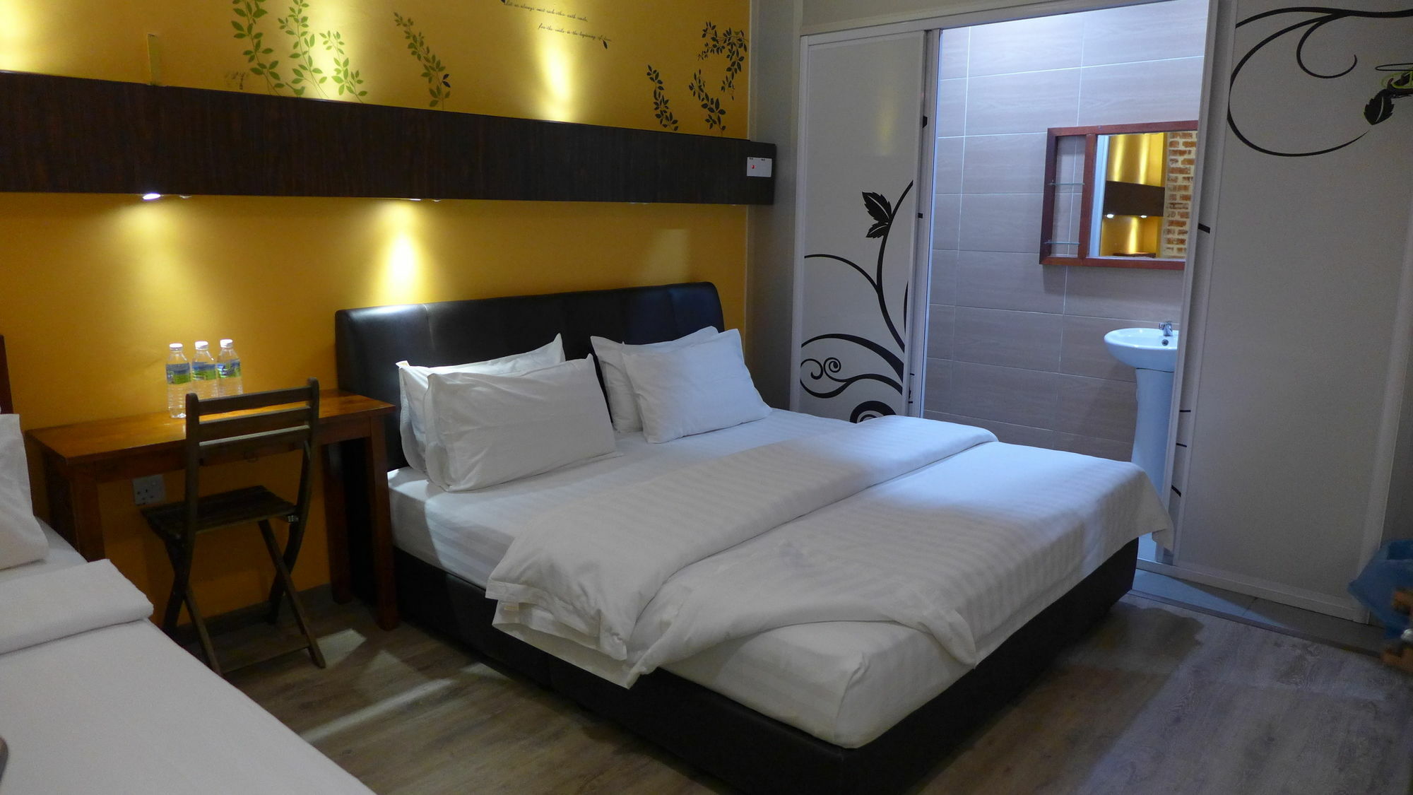 Capital O 90754 Gopeng Inn Ипох Экстерьер фото